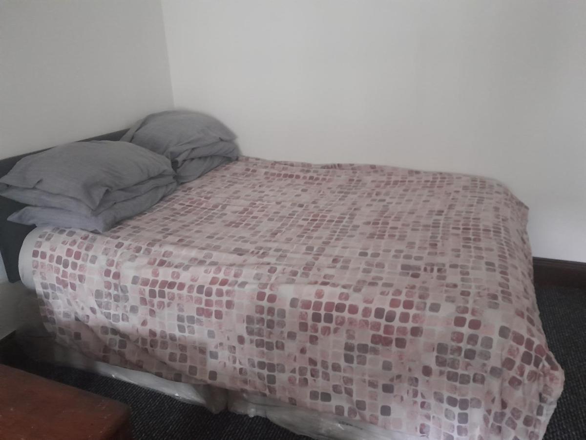 Lovely 1-Bed Studio In London Διαμέρισμα Εξωτερικό φωτογραφία