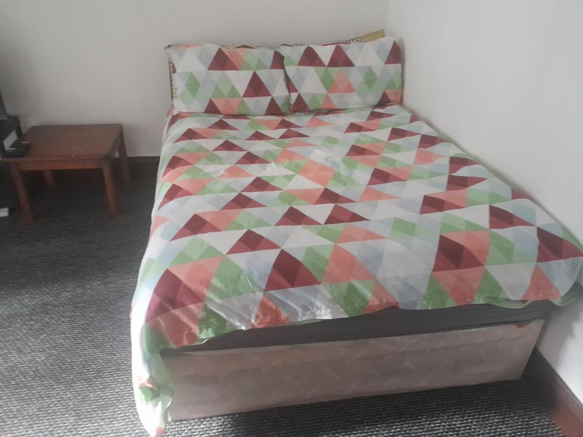Lovely 1-Bed Studio In London Διαμέρισμα Εξωτερικό φωτογραφία